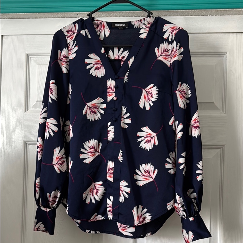 Express Women's Navy Floral Top